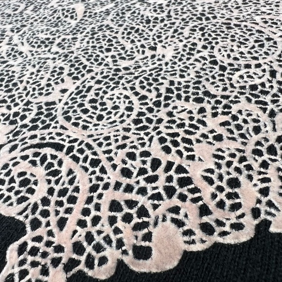ELLE Sweater Fitted Flocked Lace Heart Black Pink Valentines Pullover Small S - Picture 9 of 11